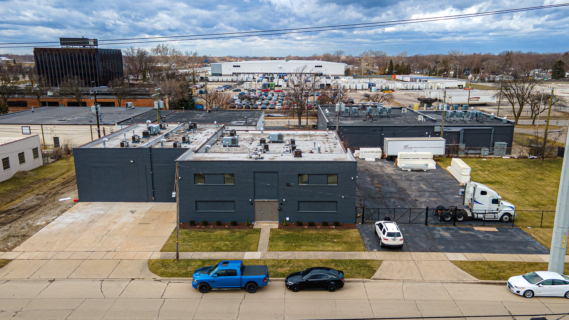 23201 Blackstone Ave, Warren, MI 48089
