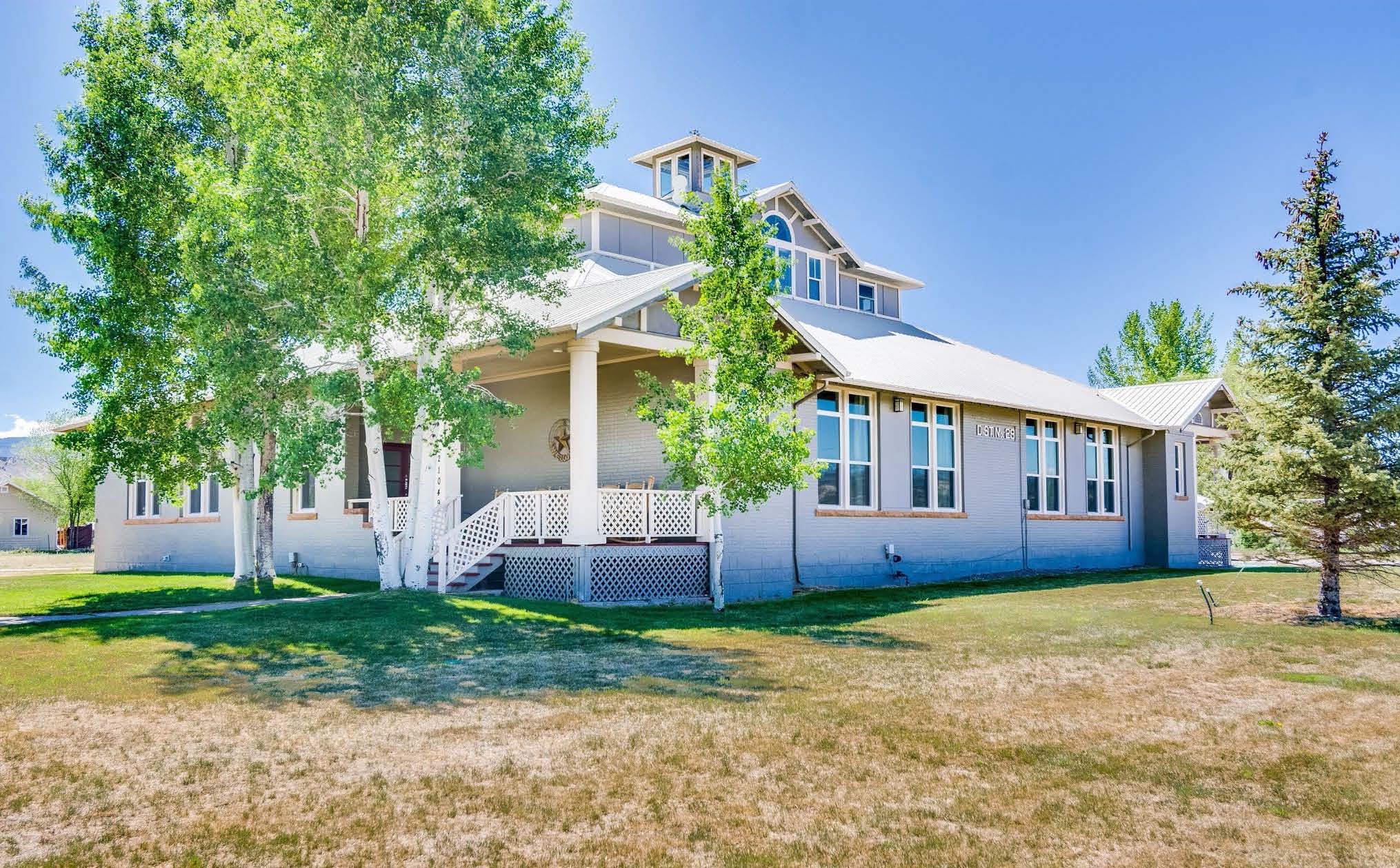 21049 Uncompahgre Rd, Montrose, CO 81403