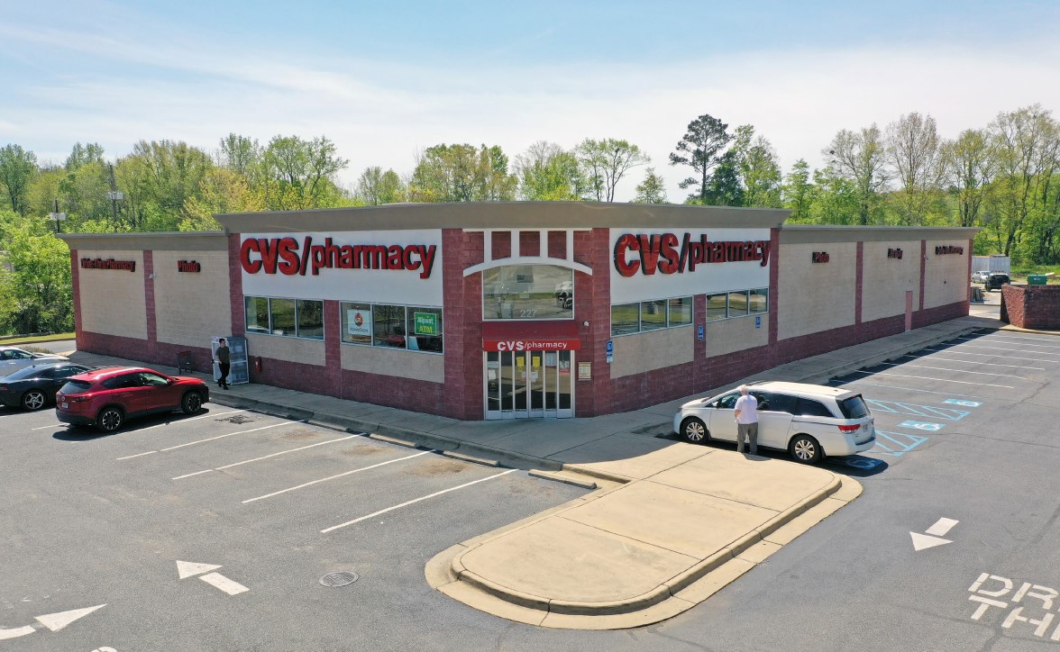 227 W College St, Columbiana, AL 35051