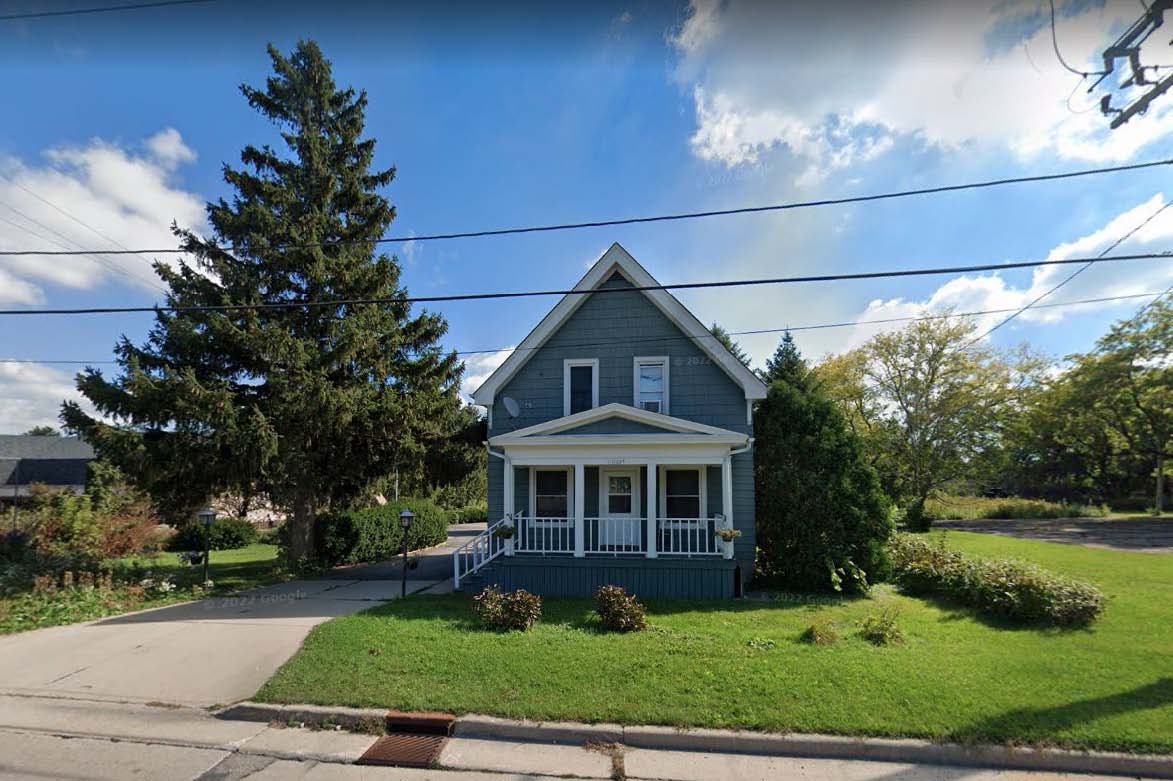 11126 N Wauwatosa Rd, Mequon, WI 53097