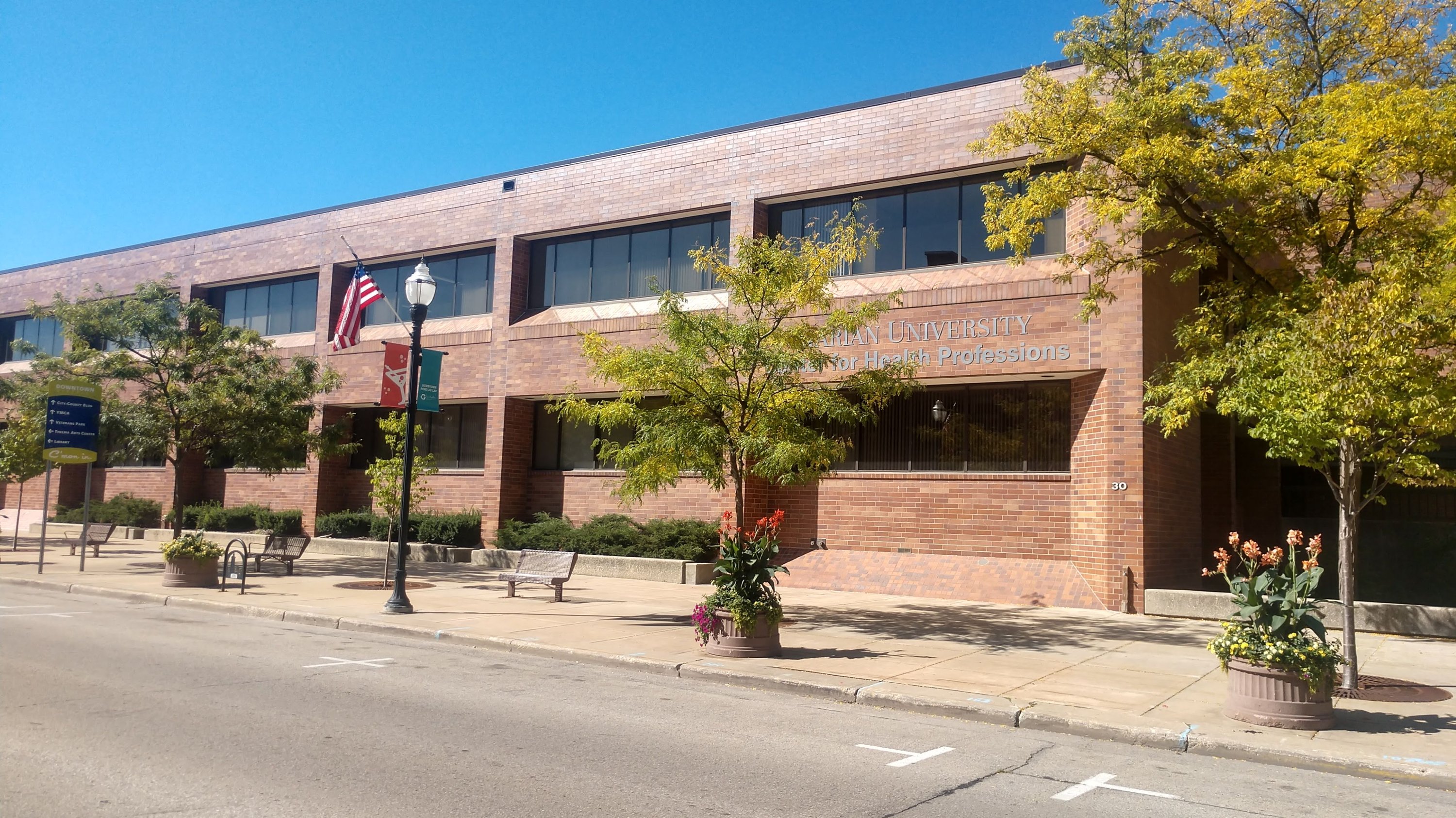 30 S Main St, Fond du Lac, WI 54935