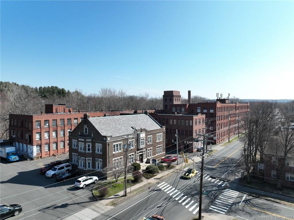 61 E Main St, Bristol, CT 06010