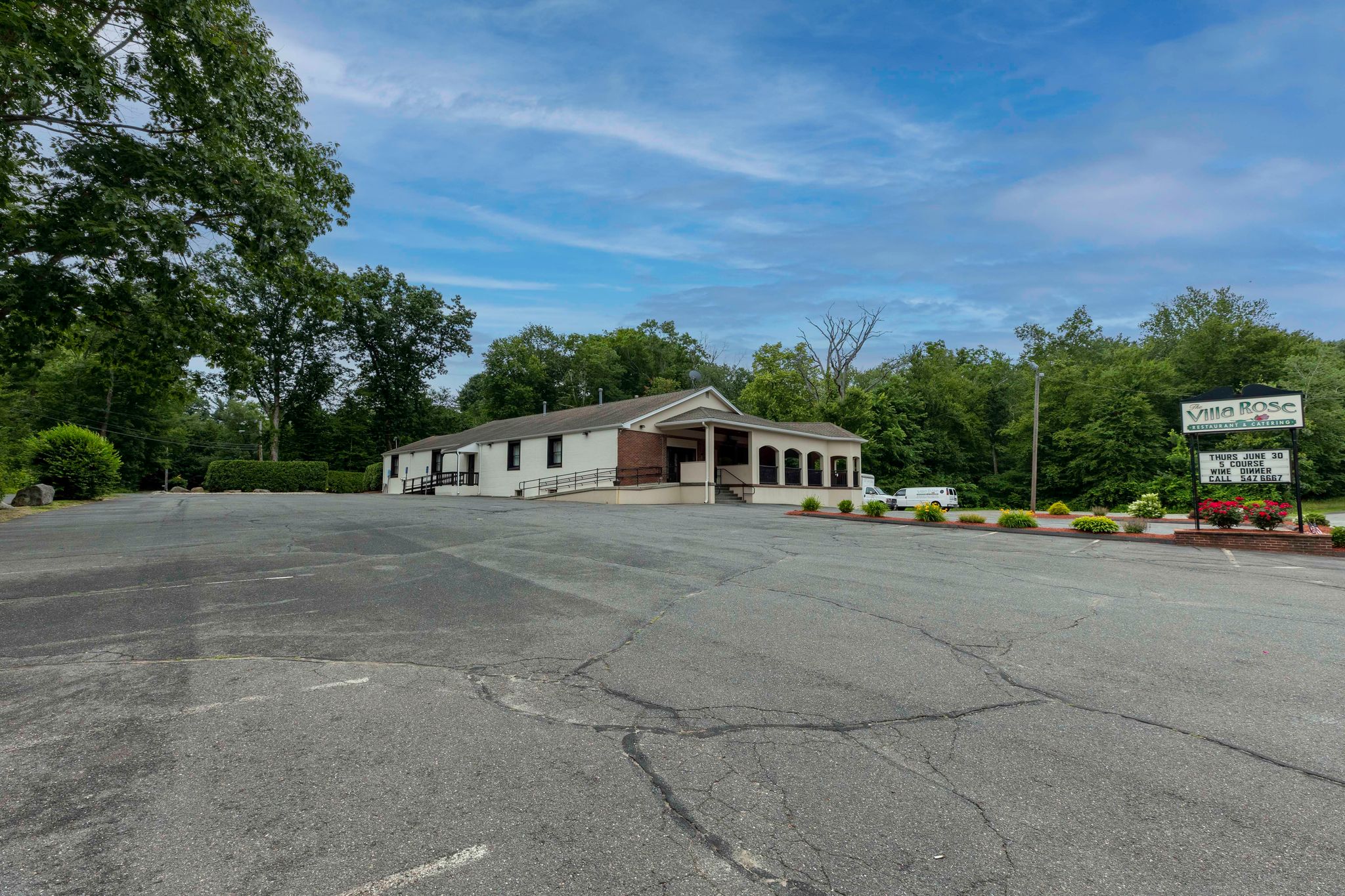 1428 Center St, Ludlow, MA 01056