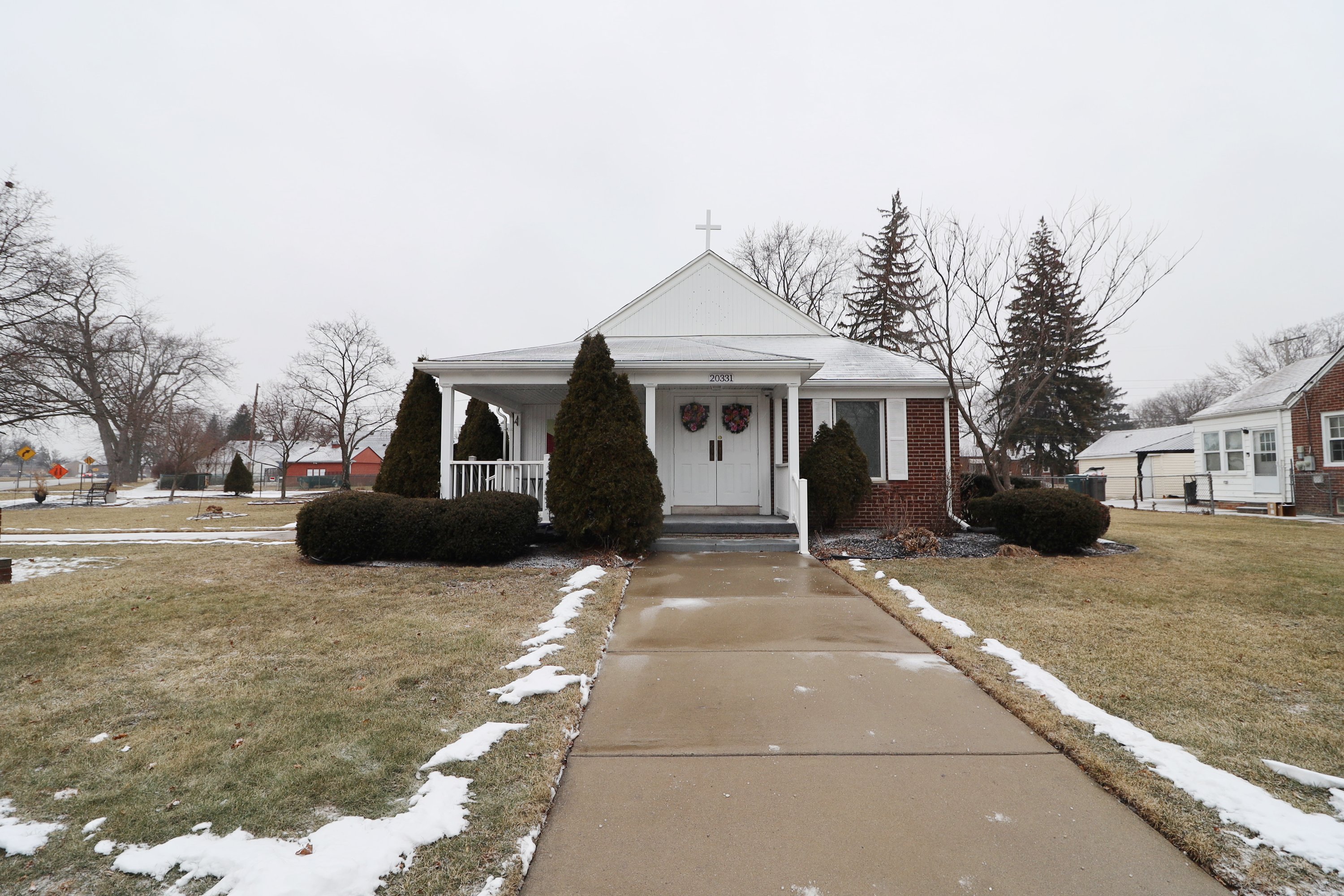 20331 Outer Dr, Dearborn, MI 48124