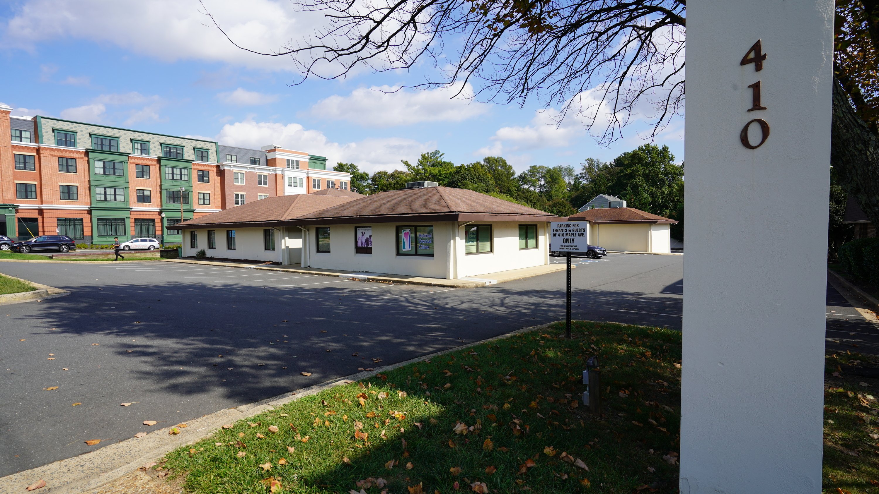 410 Maple Ave W, Vienna, VA 22180