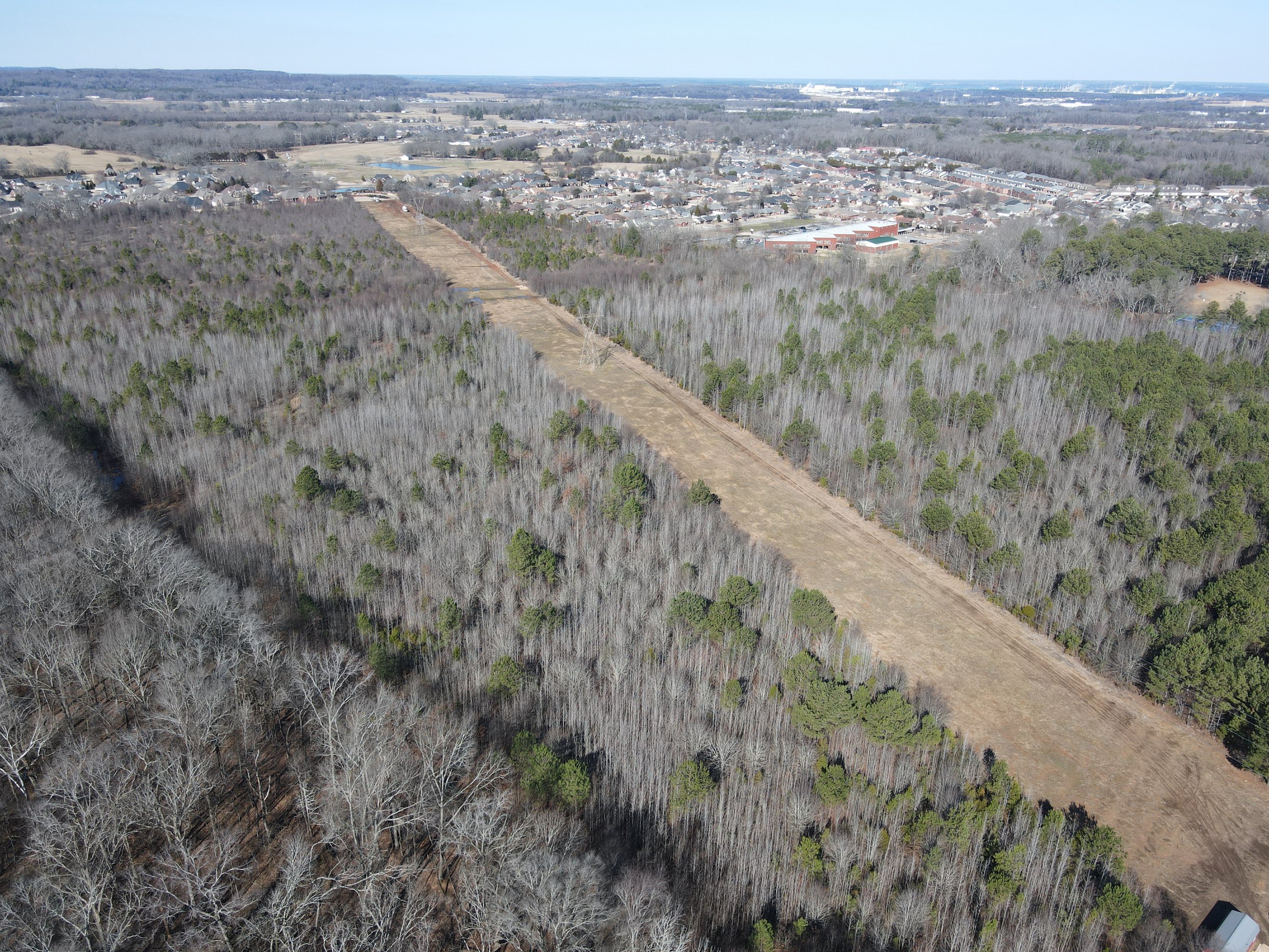 2501 Auburn Dr SW, Decatur, AL 35603