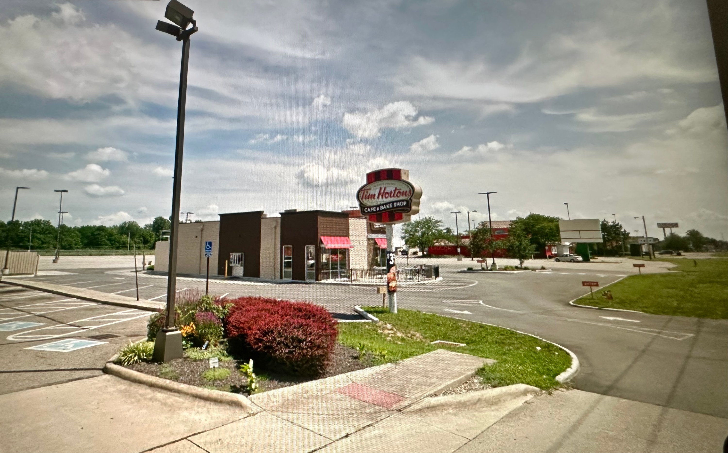 2550 S Hamilton Rd, Columbus, OH 43232