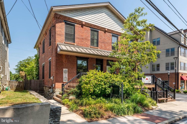 325 E King St, Malvern, PA 19355