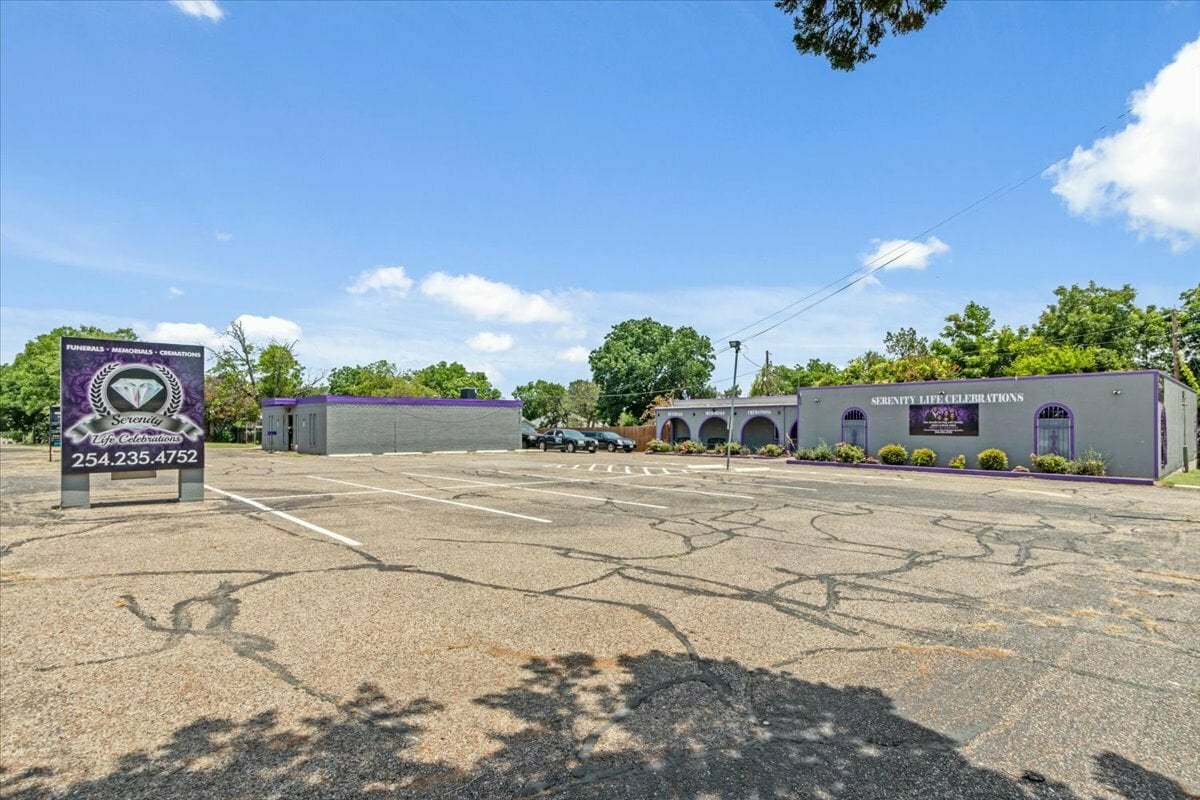 2929 N 18Th St, Waco, TX 76170