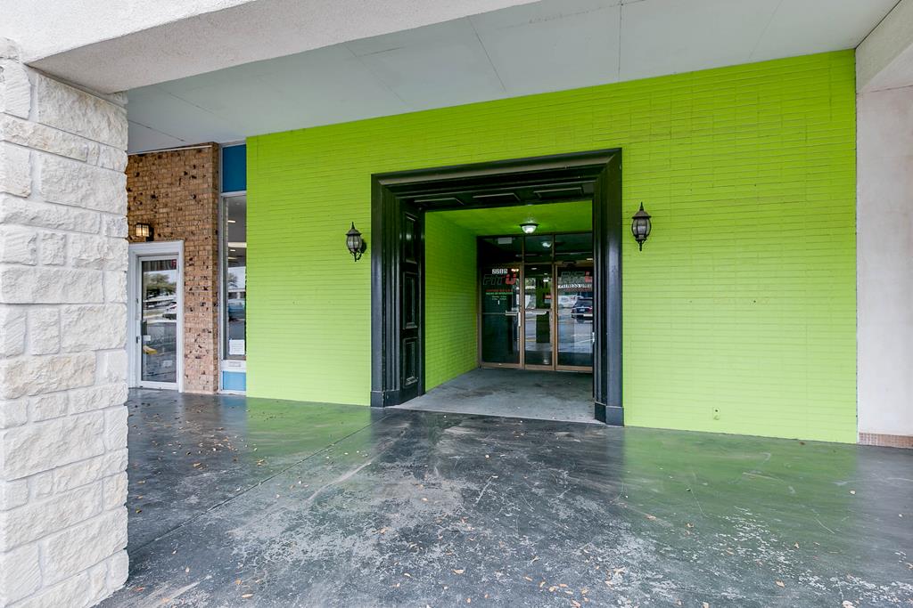 2215 W Beauregard Ave, San Angelo, TX 76901