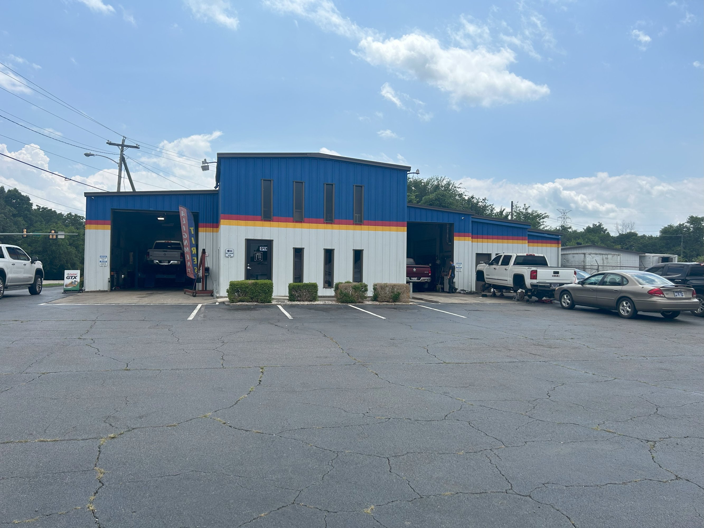 2052 Mulberry St, Loudon, TN 37774