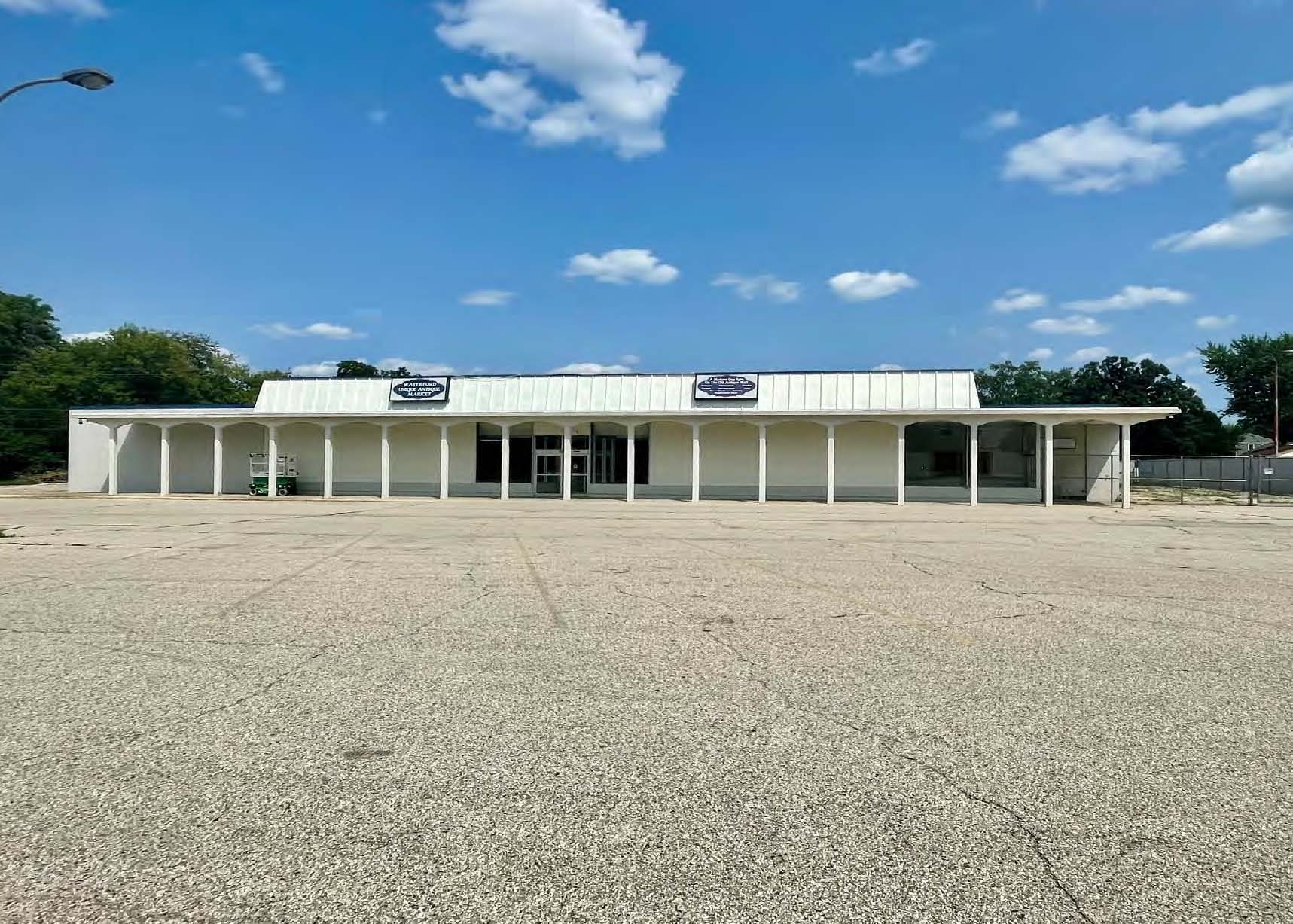 209 N Milwaukee St, Waterford, WI 53185