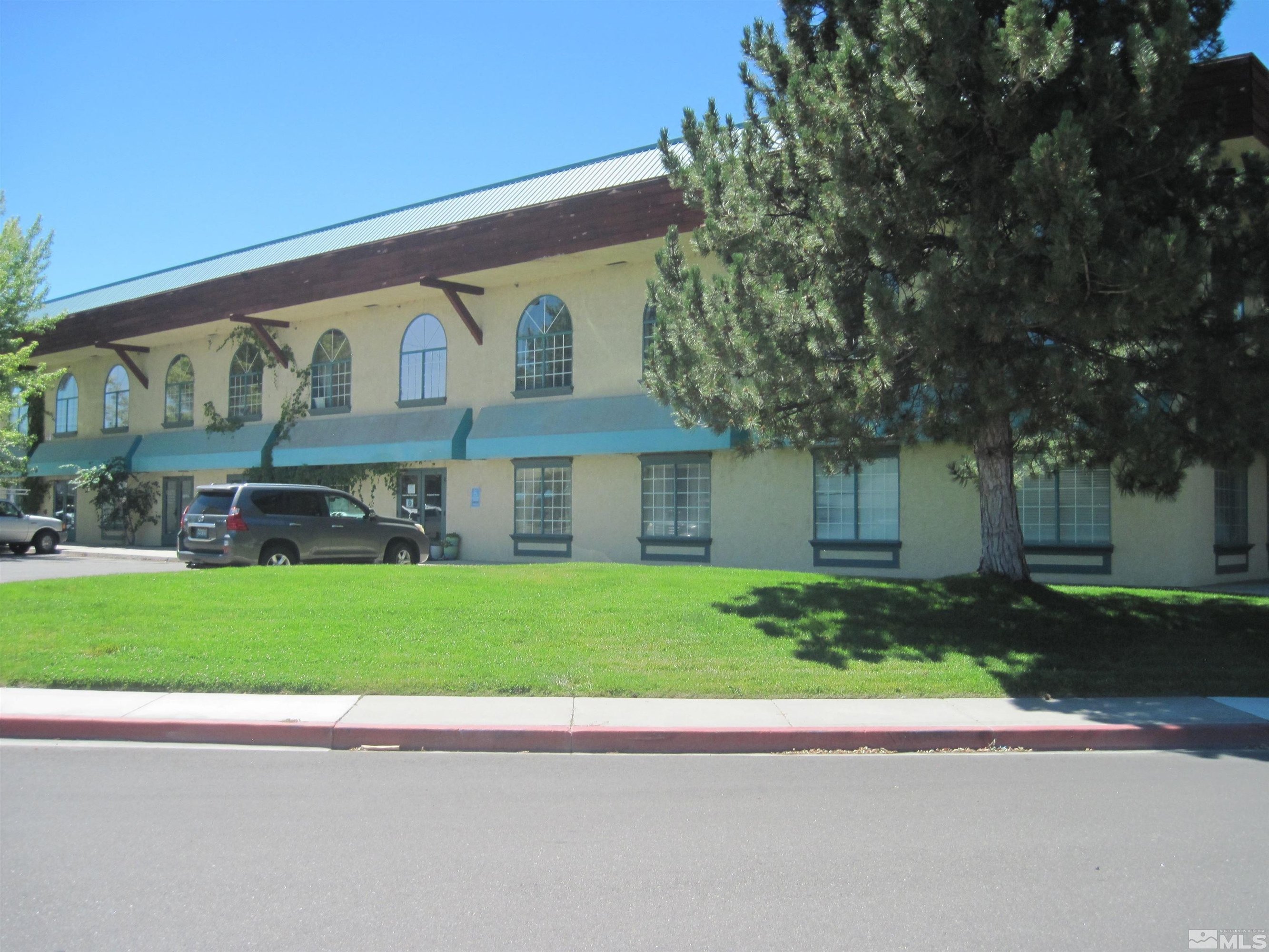 1528 Us Highway 395 N, Gardnerville, NV 89410