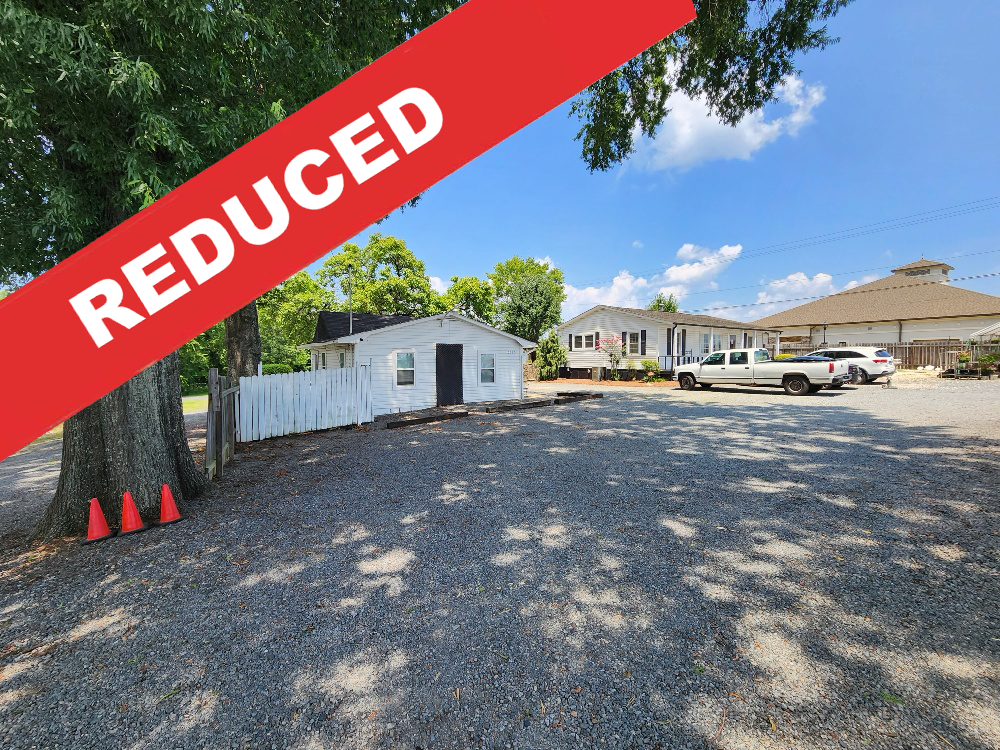12095 University City Blvd, Harrisburg, NC 28075