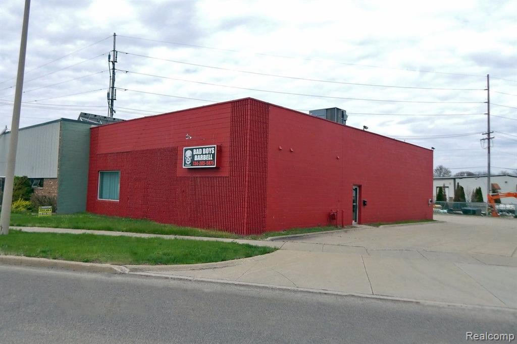 4076 Biddle Ave, Wyandotte, MI 48192