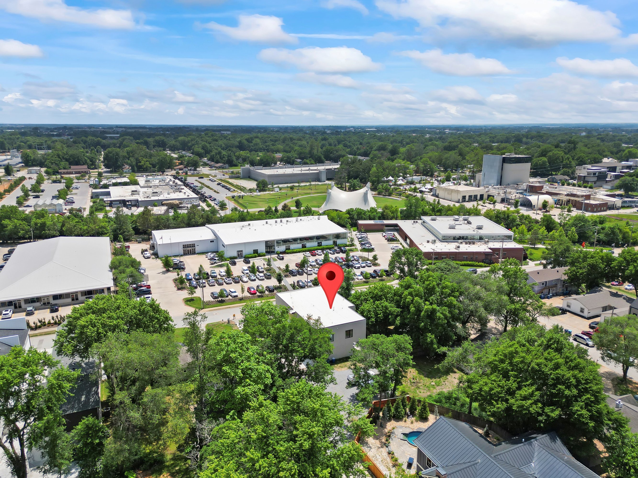805 SE 5Th St, Bentonville, AR 72712
