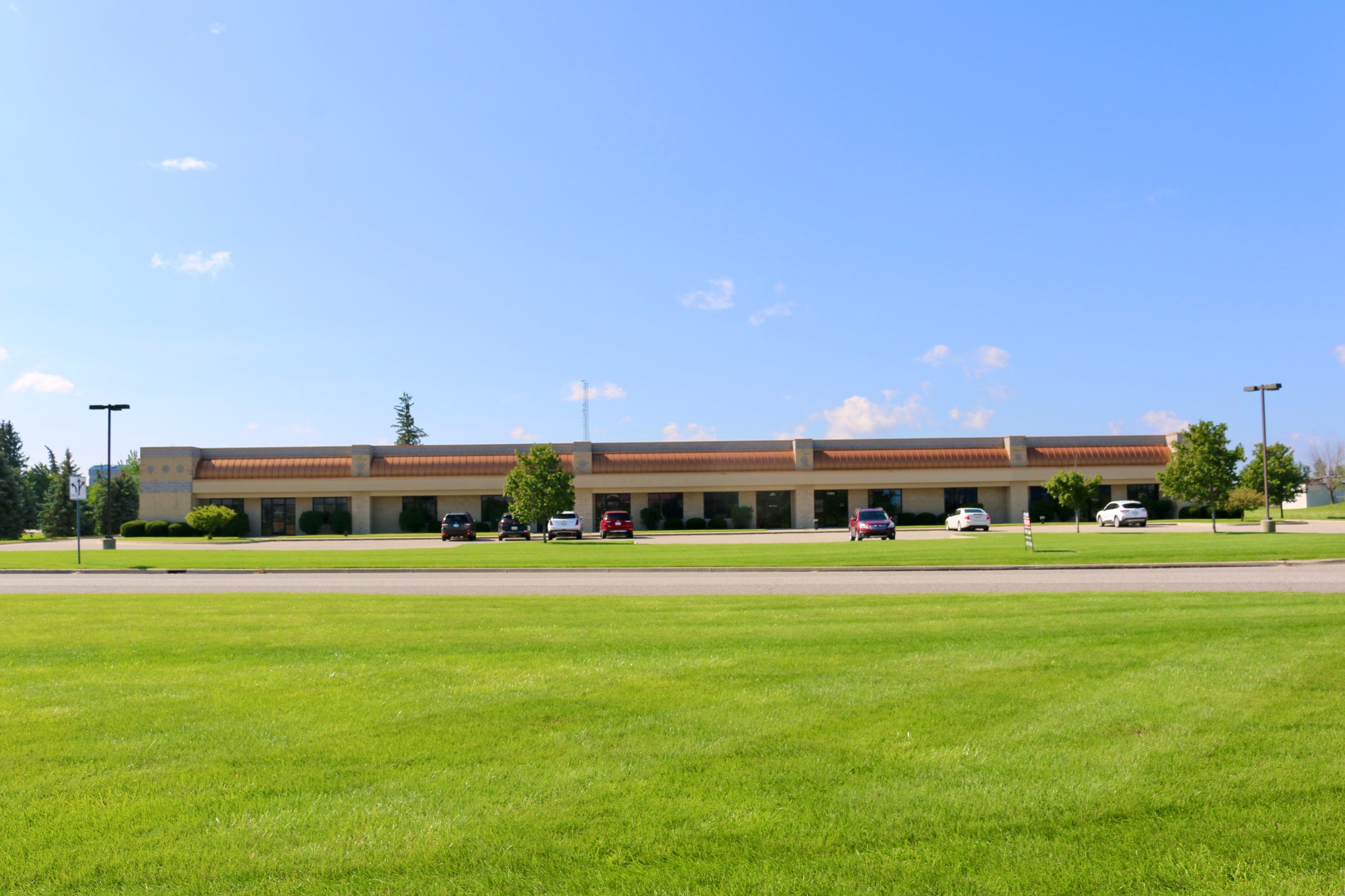 1484 Straits Dr, Bay City, MI 48706
