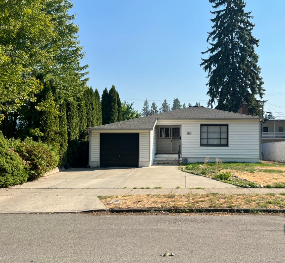 1116 E Lakeside Ave, Coeur d Alene, ID 83814