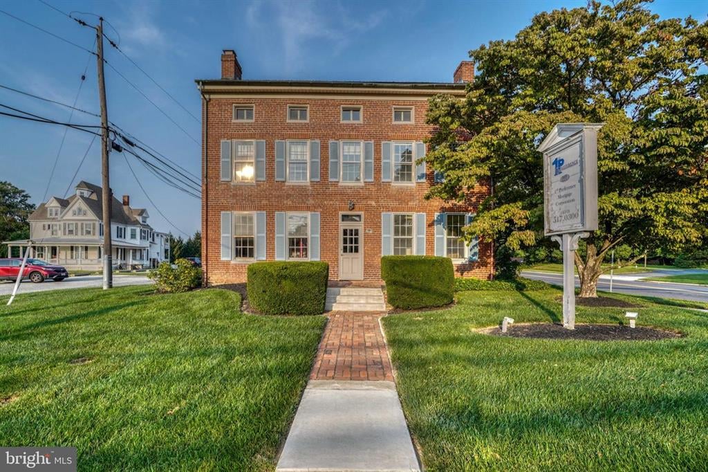 365 Main St, Reisterstown, MD 21136