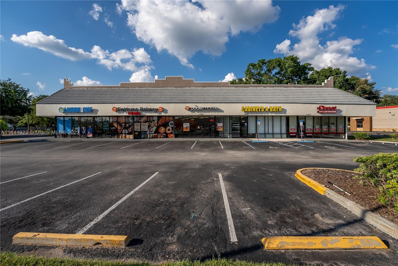 4453 W Vine St, Kissimmee, FL 34746