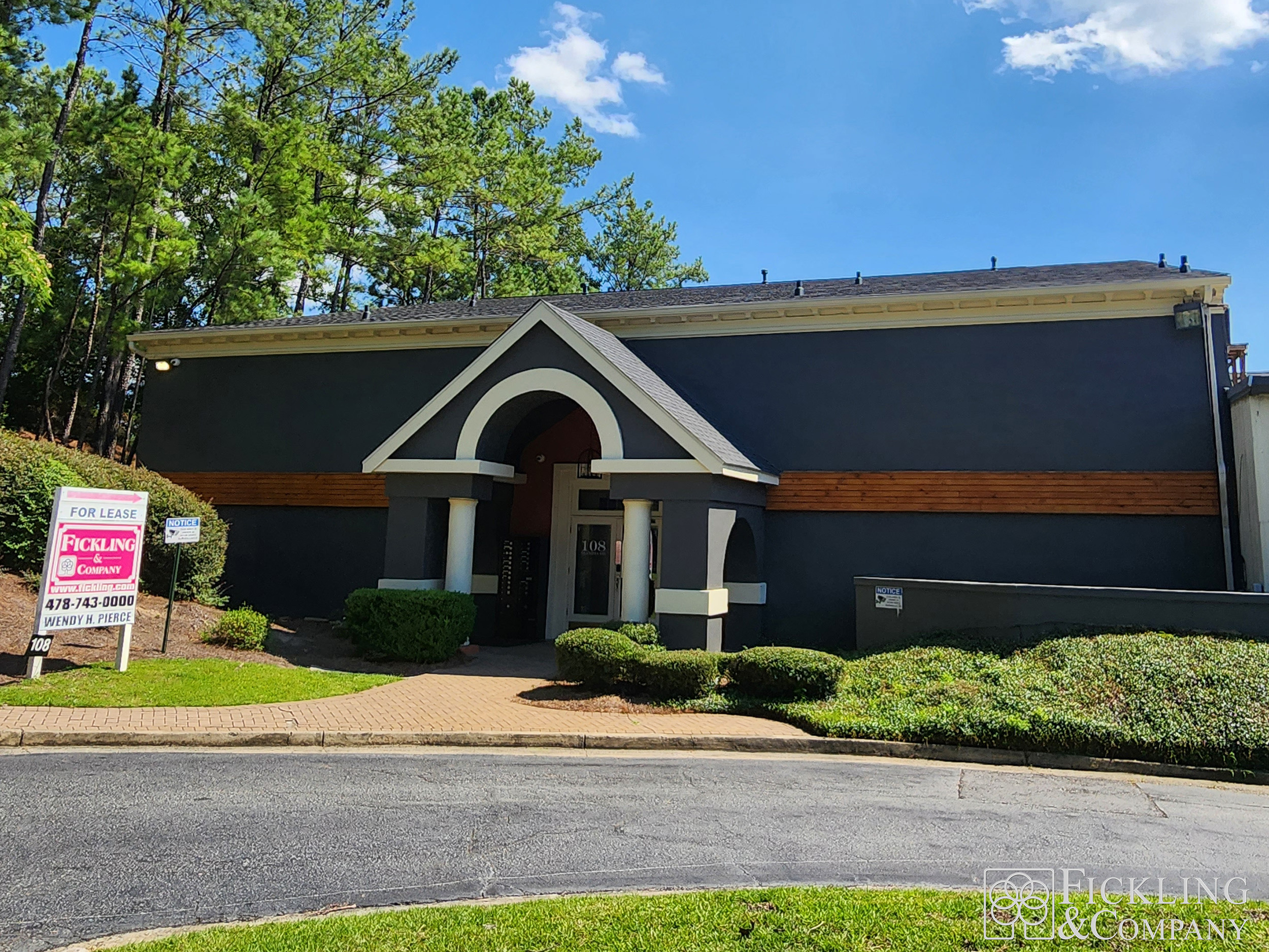 108 Olympia Dr, Warner Robins, GA 31093