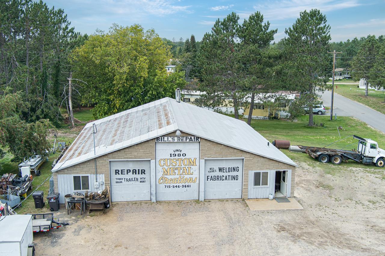 6953 Batogowski Dr, Three Lakes, WI 54562