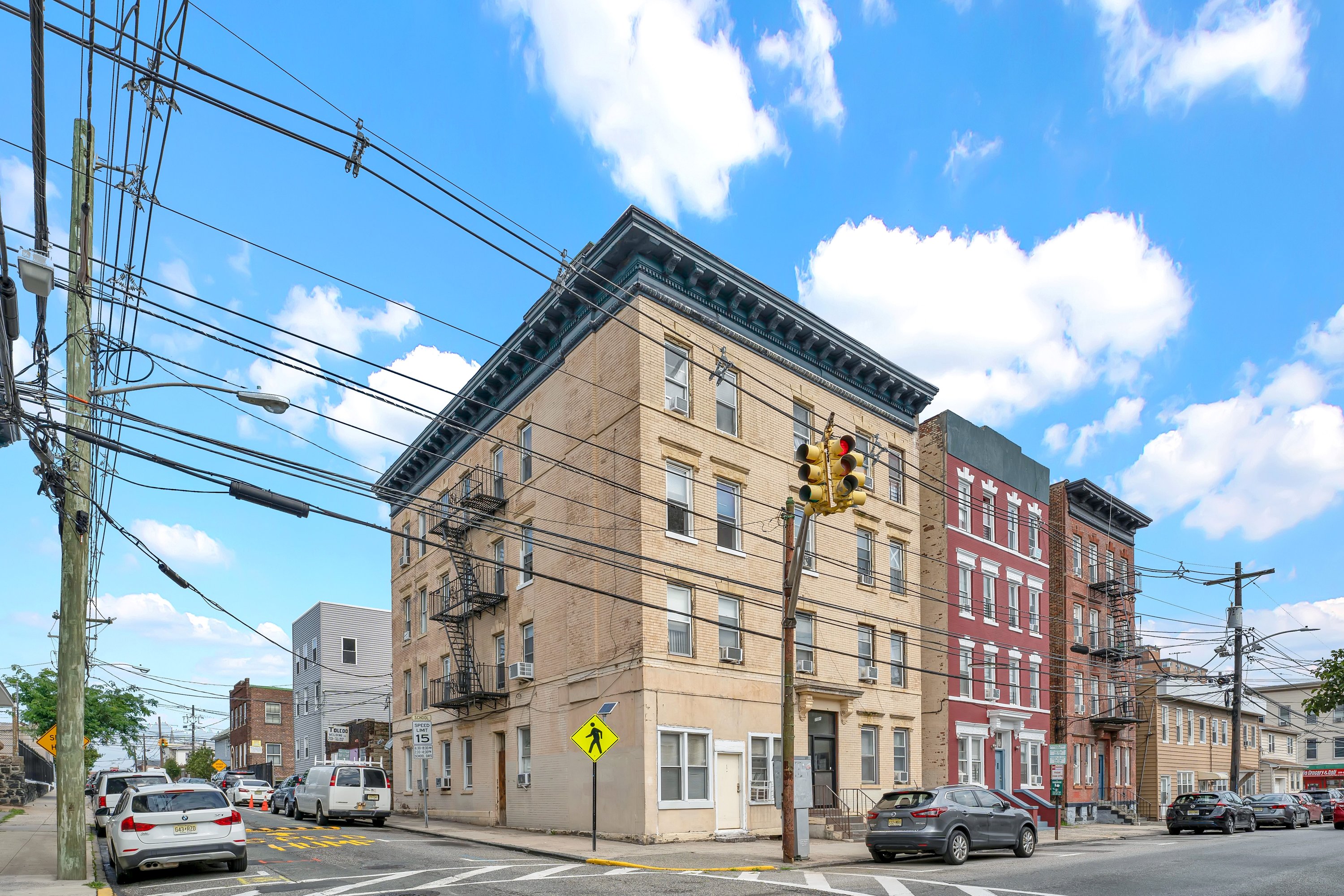 3501 Hudson Ave, Union City, NJ 07087