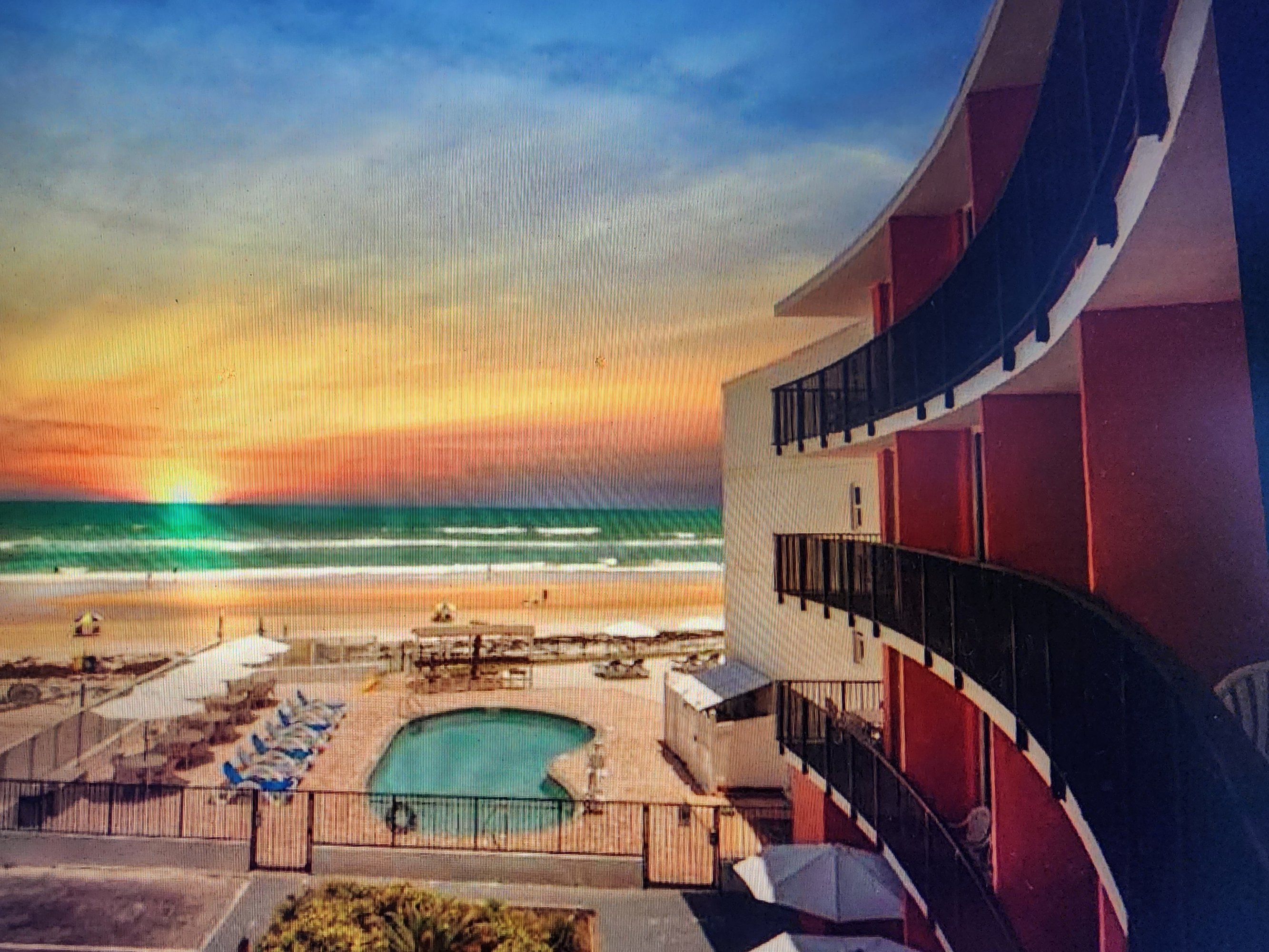1306 N Atlantic Ave, Daytona Beach, FL 32118