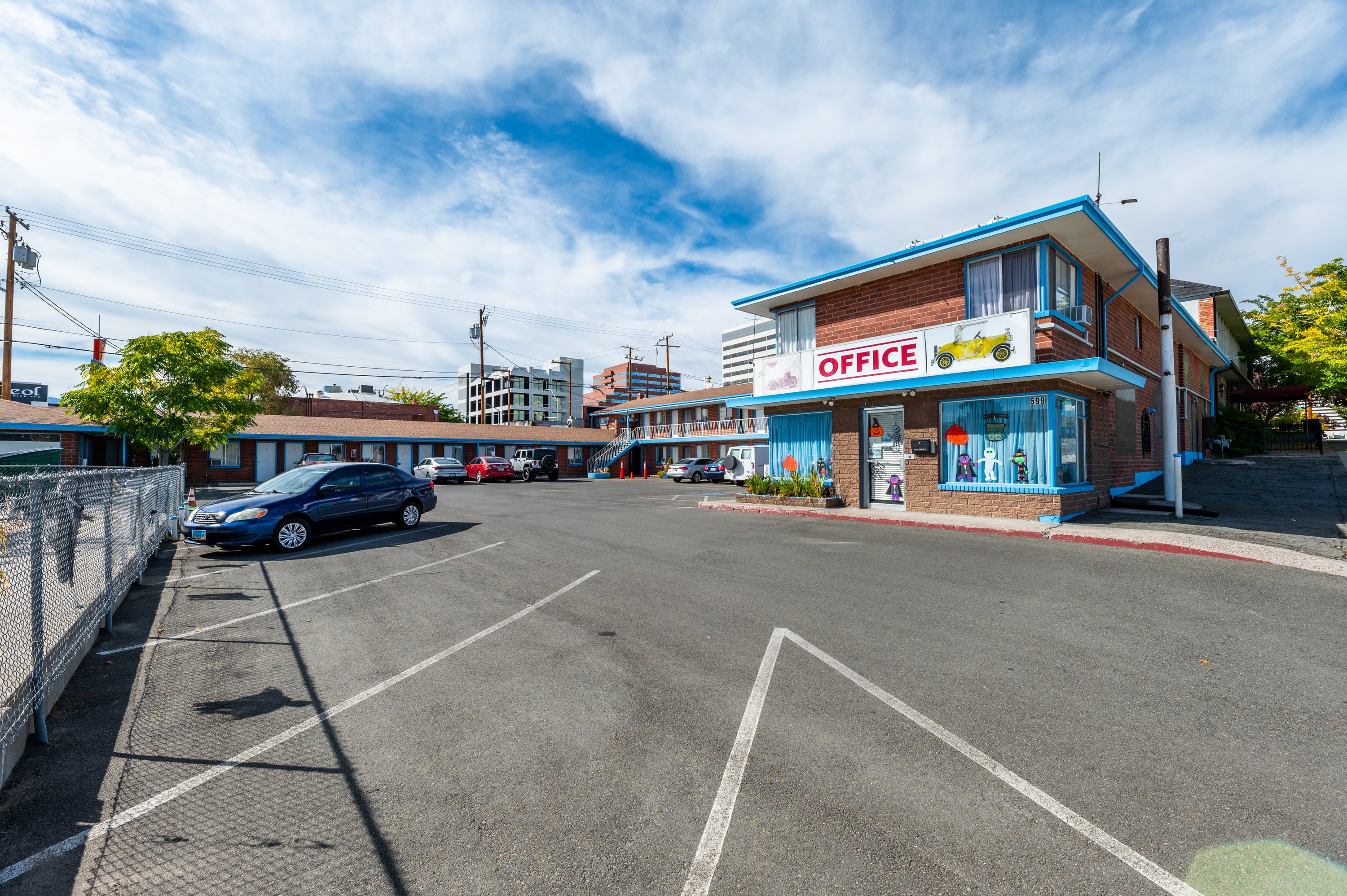 599 S Center St, Reno, NV 89501