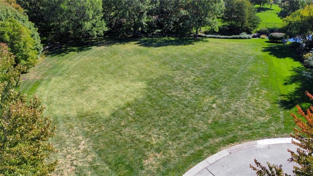 8313 Maplewood Ln, Lenexa, KS 66215