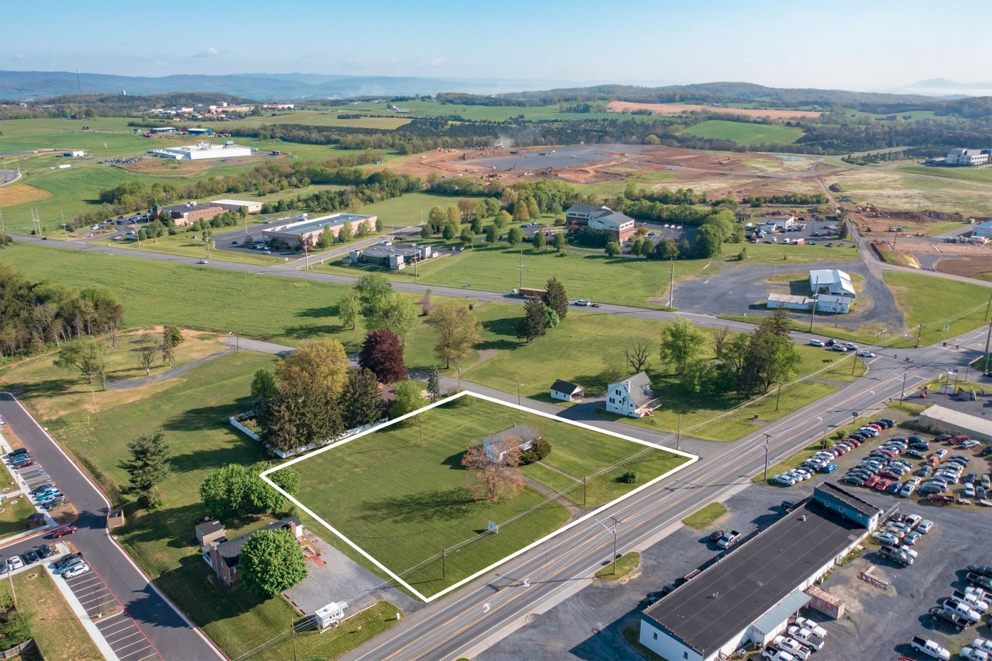 1391 N Main St, Harrisonburg, VA 22802
