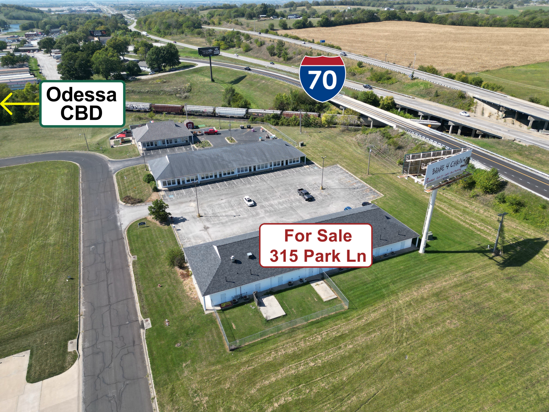 315 Park Ln, Odessa, MO 64076