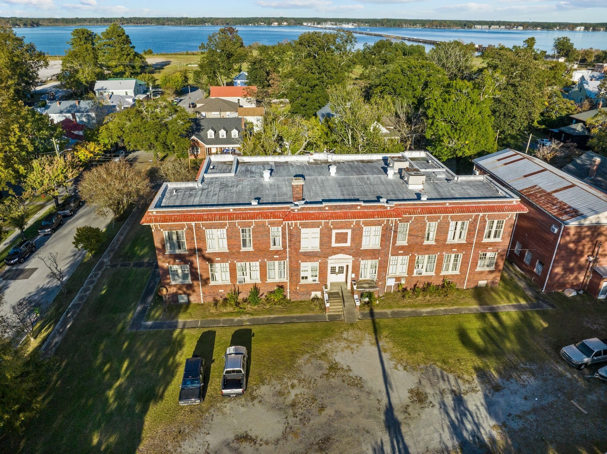 1217 N Pasteur St, New Bern, NC 28560