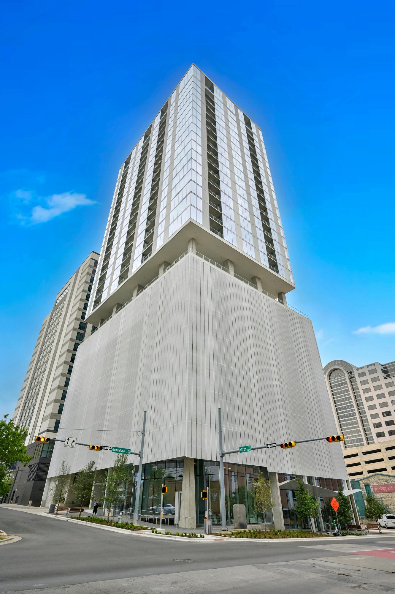 313 W 17Th St, Austin, TX 78701