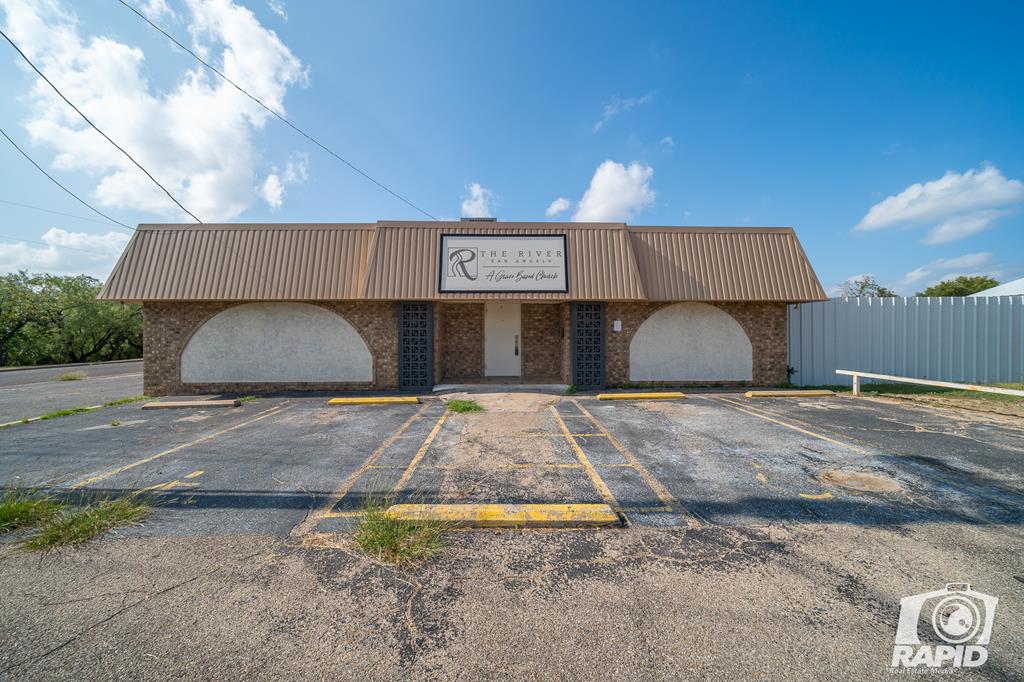 940 W 14Th St, San Angelo, TX 76903