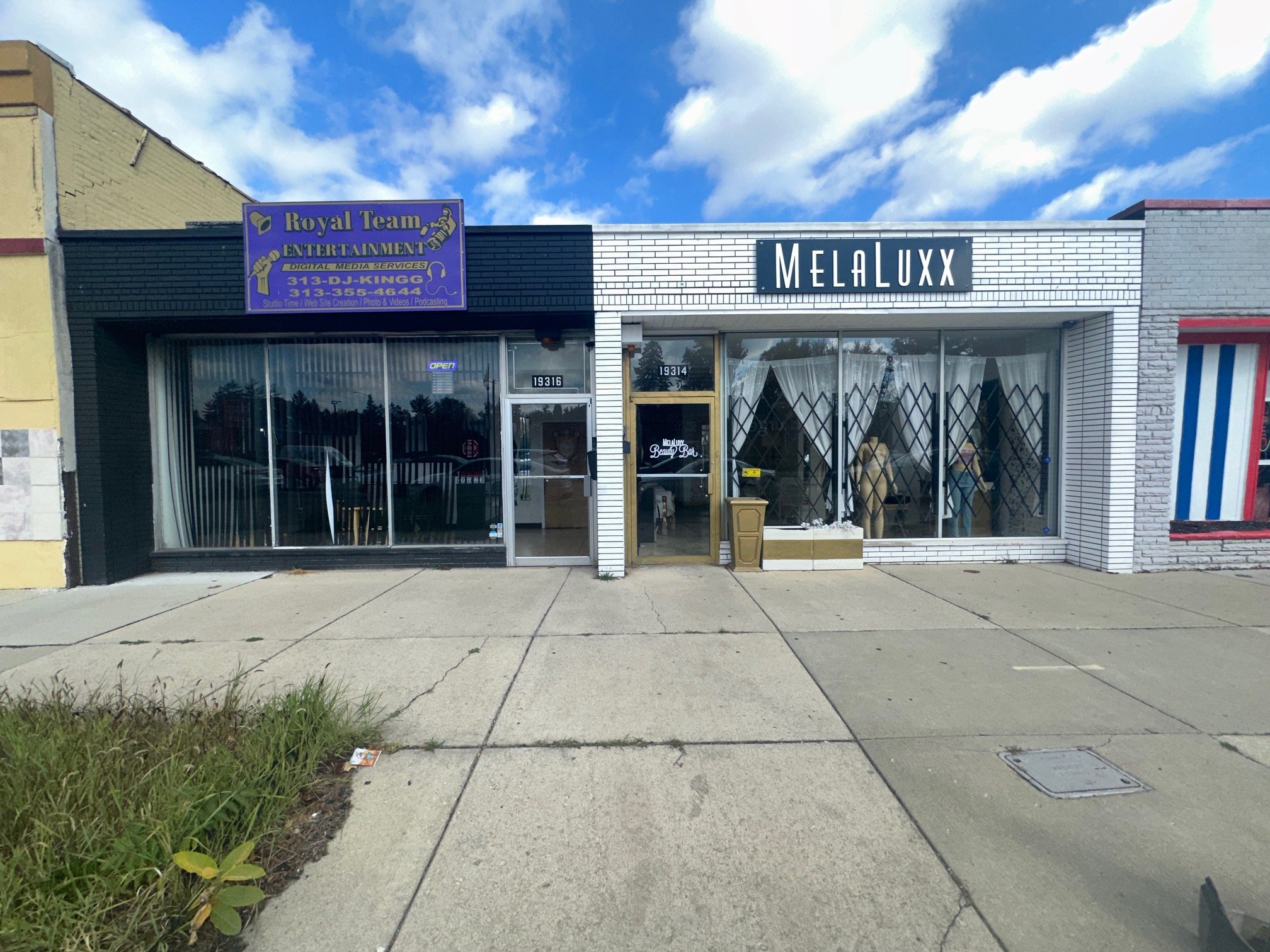 19314 Grand River Ave, Detroit, MI 48223