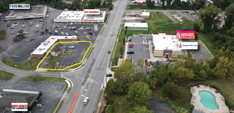 4810 Country Club Rd, Winston-Salem, NC 27104