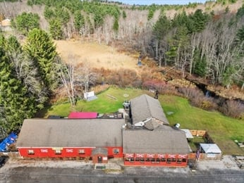 71 Chester Rd, Becket, MA 01223