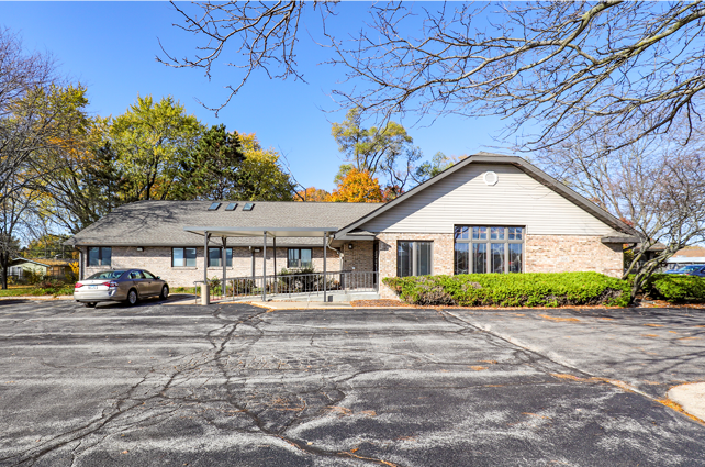 3616 Main St, Rockford, IL 61103-2159