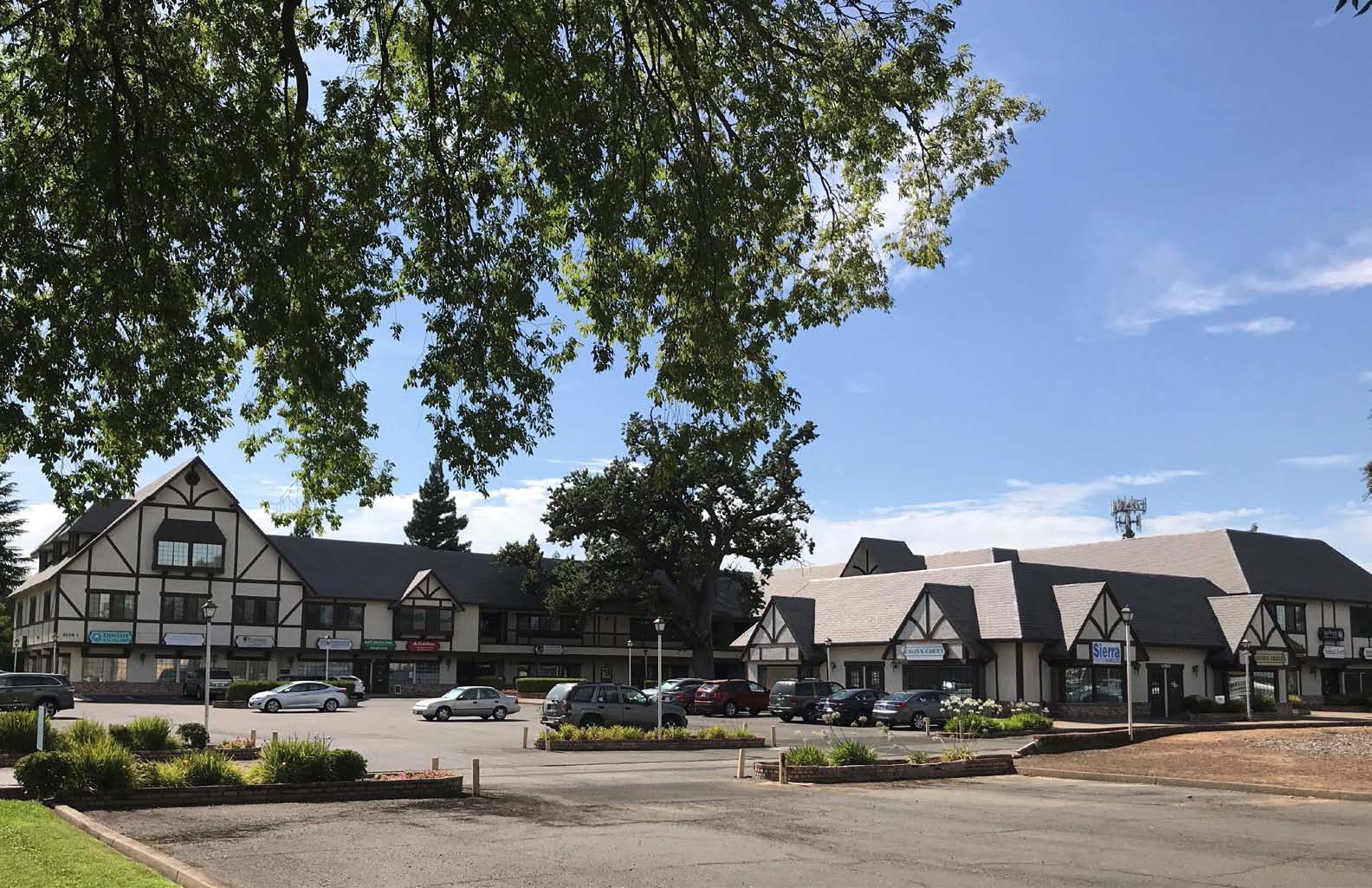 8421 Auburn Blvd, Citrus Heights, CA 95610