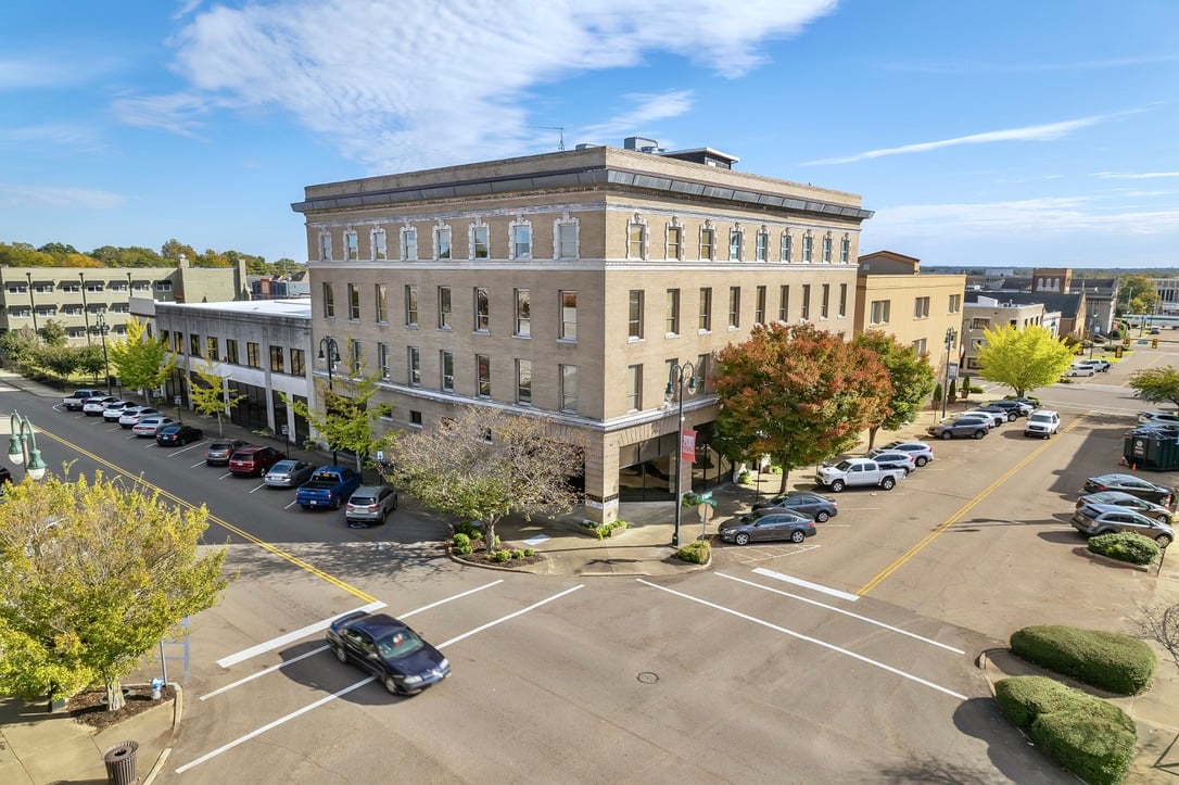 118 N Church St, Jackson, TN 38301