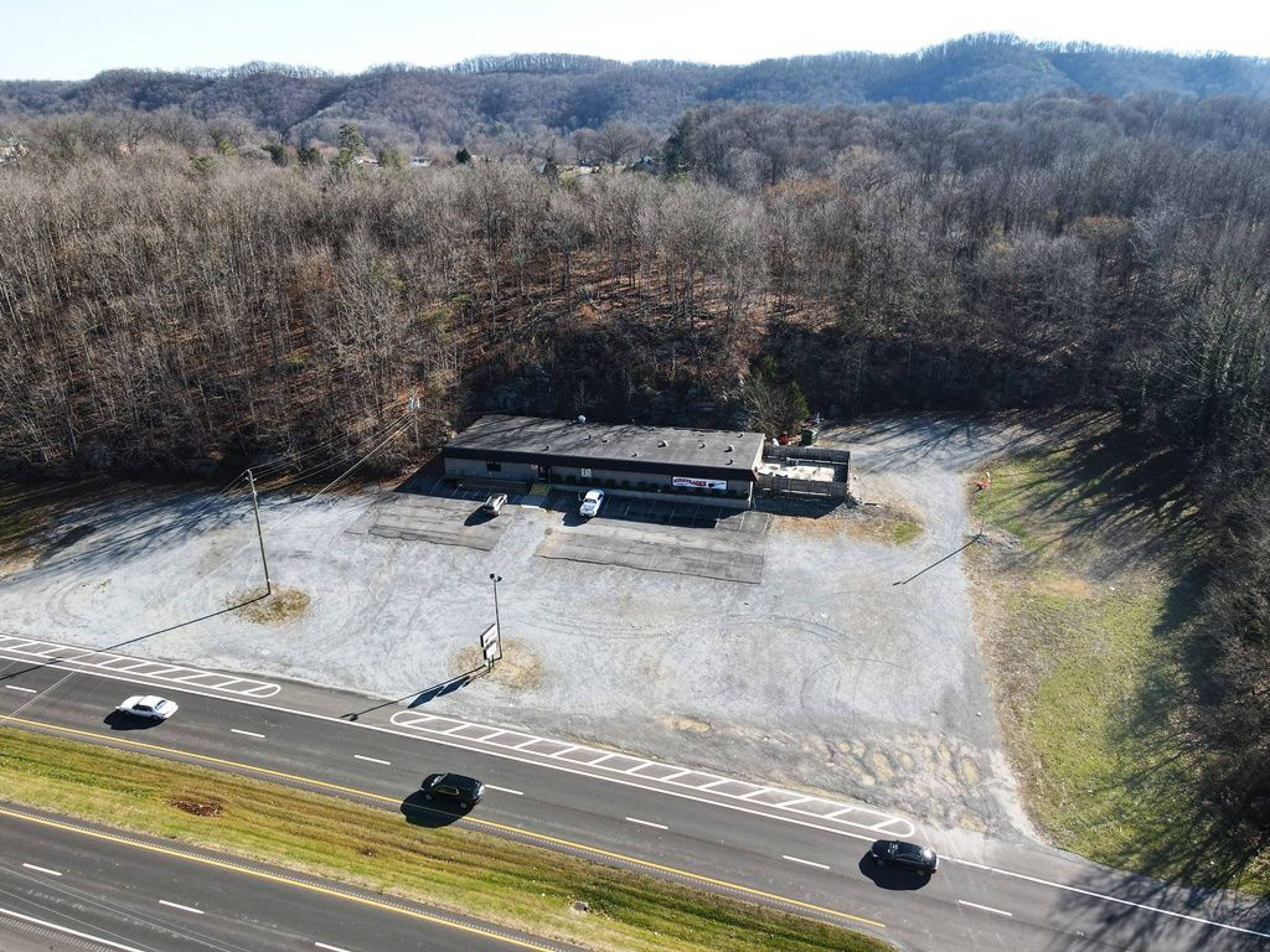 3080 W State St, Bristol, TN 37620