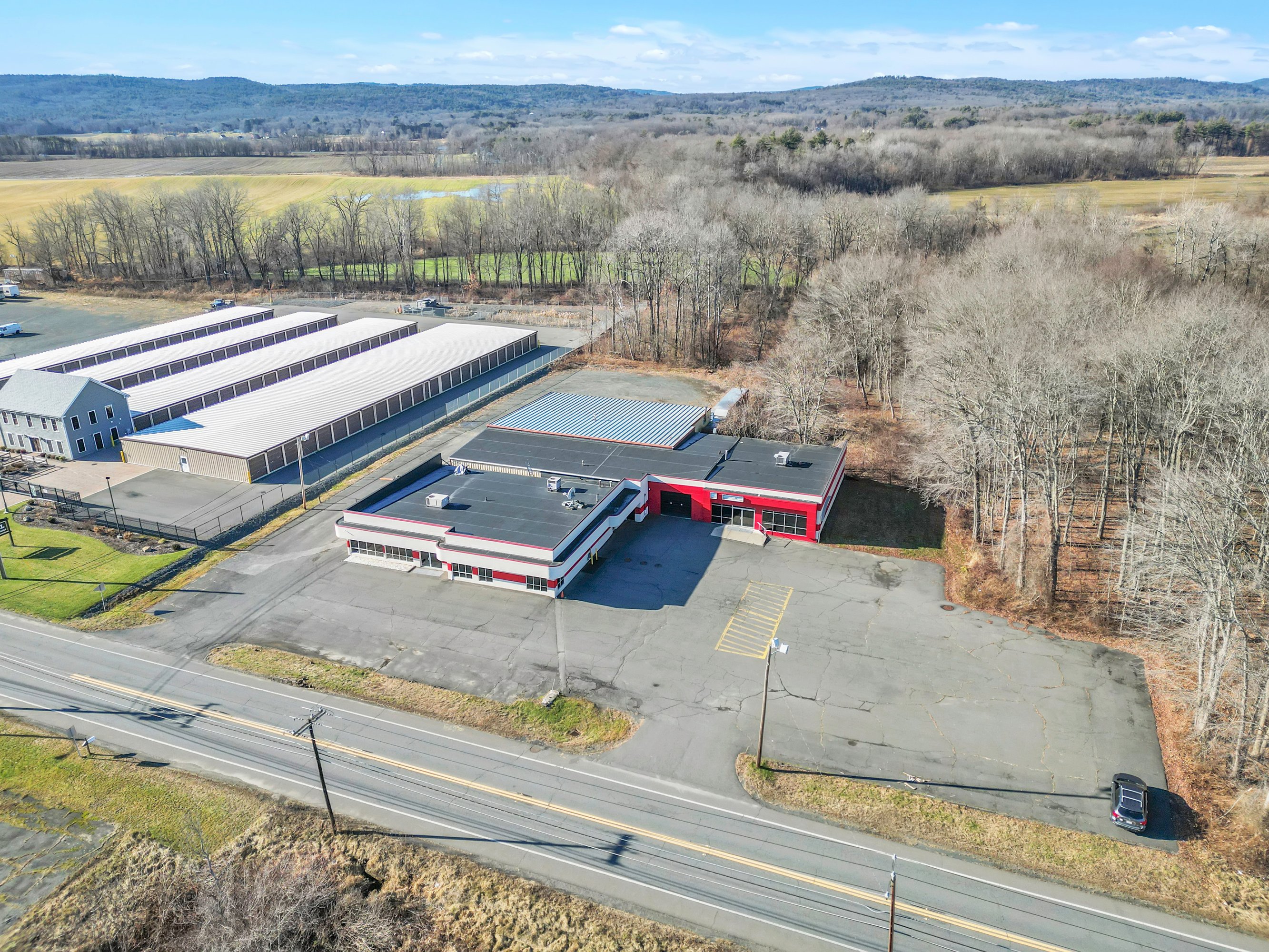253 Greenfield Rd, Deerfield, MA 01373