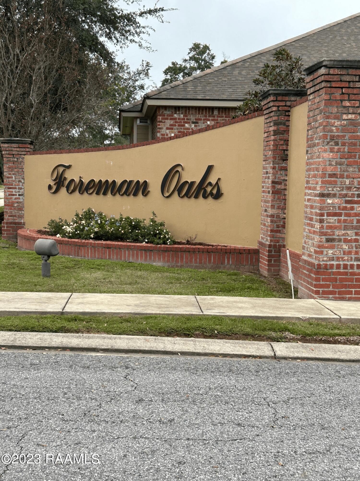 202 Oak Grove Ln, Lafayette, LA 70506