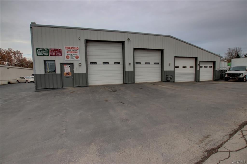 10 Queen St, Buffalo, NY 14206