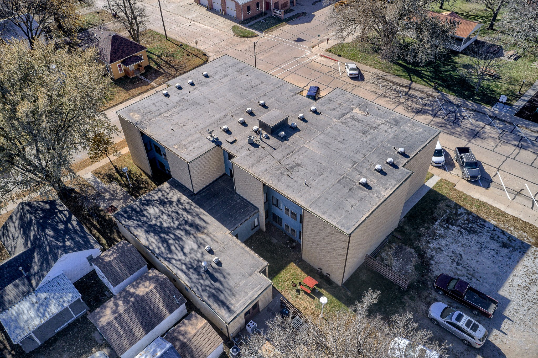130 S 5Th St, Hebron, NE 68370