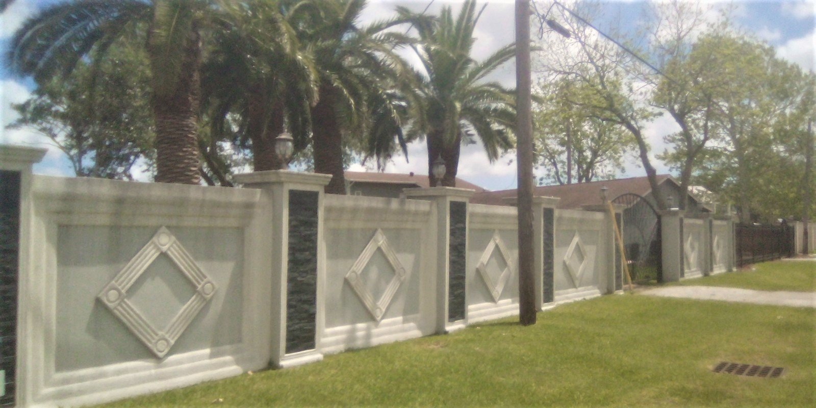 5027 W Bayshore Dr, Bacliff, TX 77518