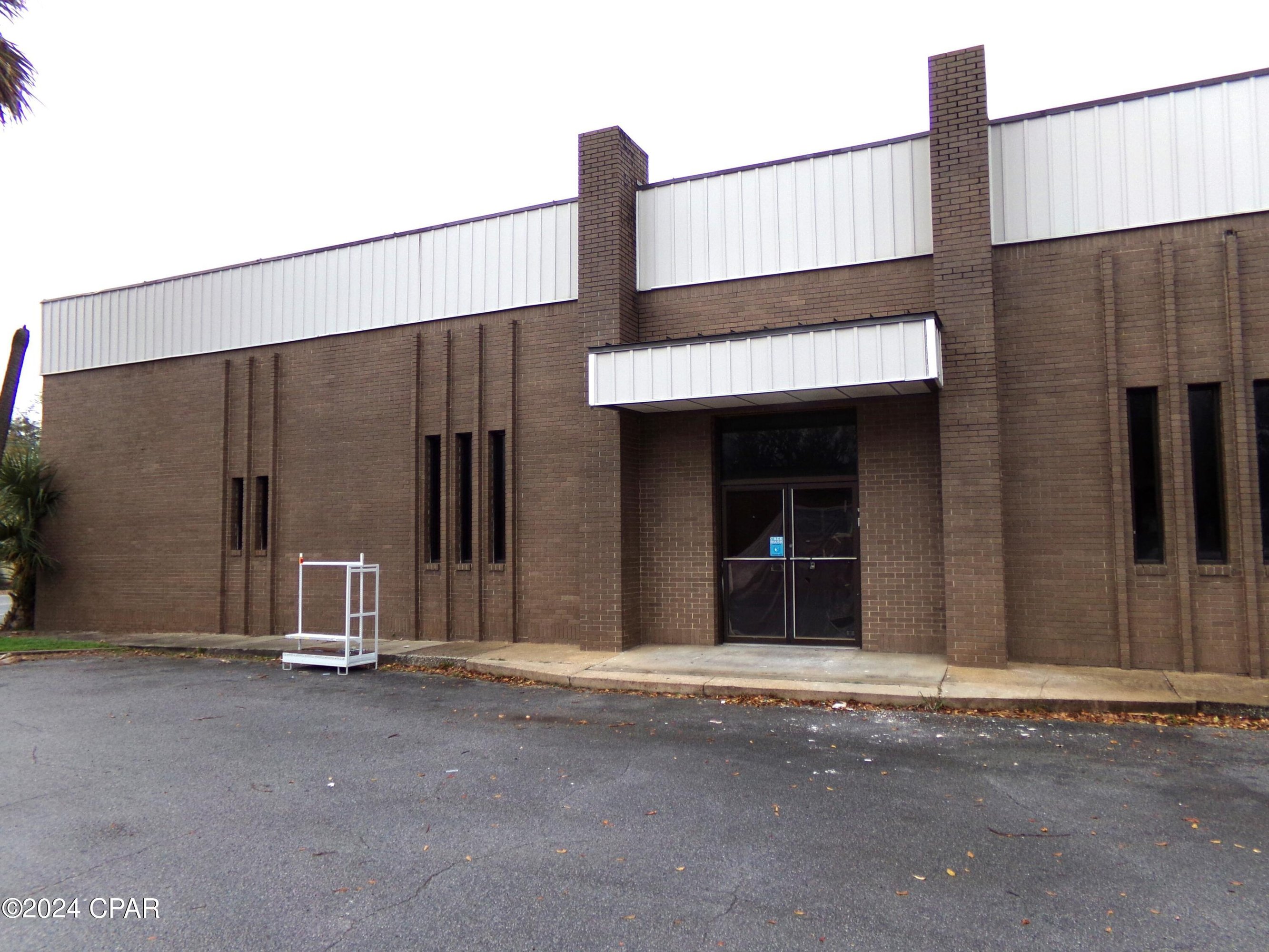 124 W Washington St, Chattahoochee, FL 32324