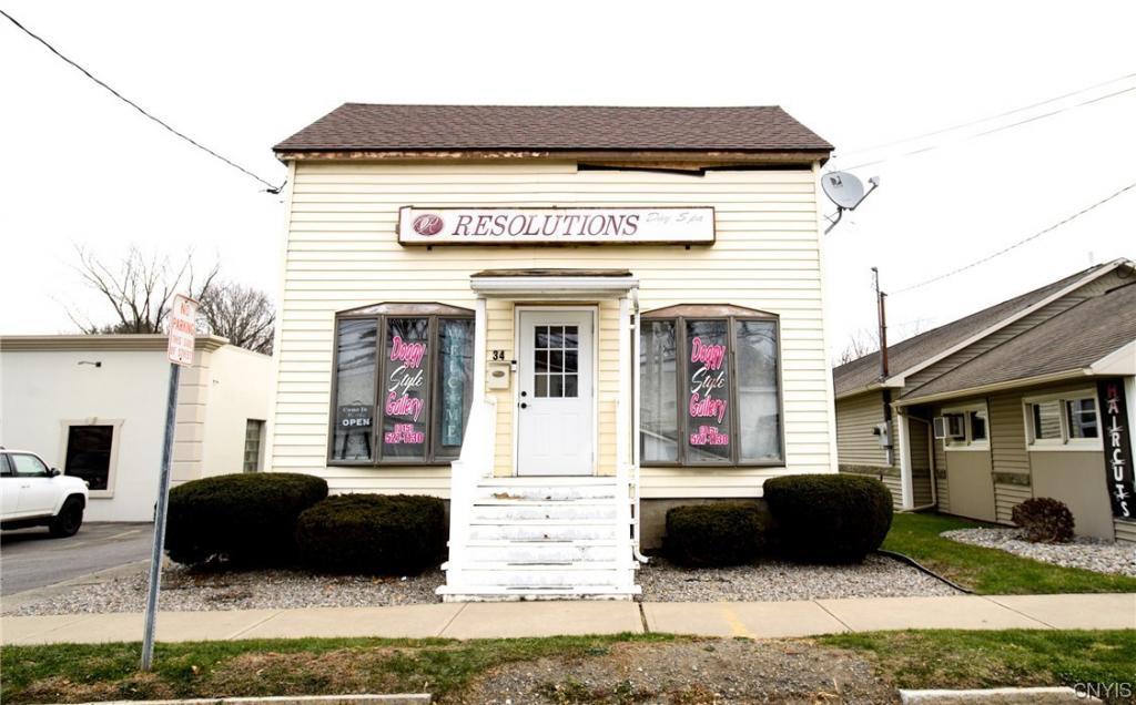 34 Roosevelt Dr, Whitesboro, NY 13492