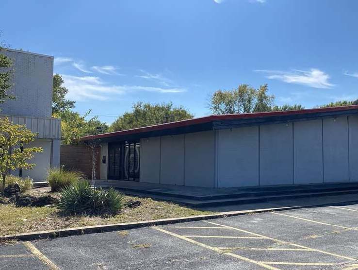 1036 W Sunshine St, Springfield, MO 65807
